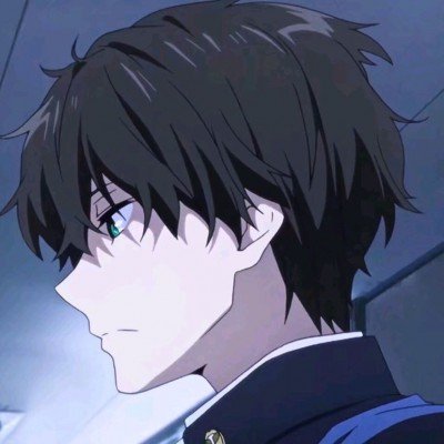 目击者回应女孩拒绝让座被踹打